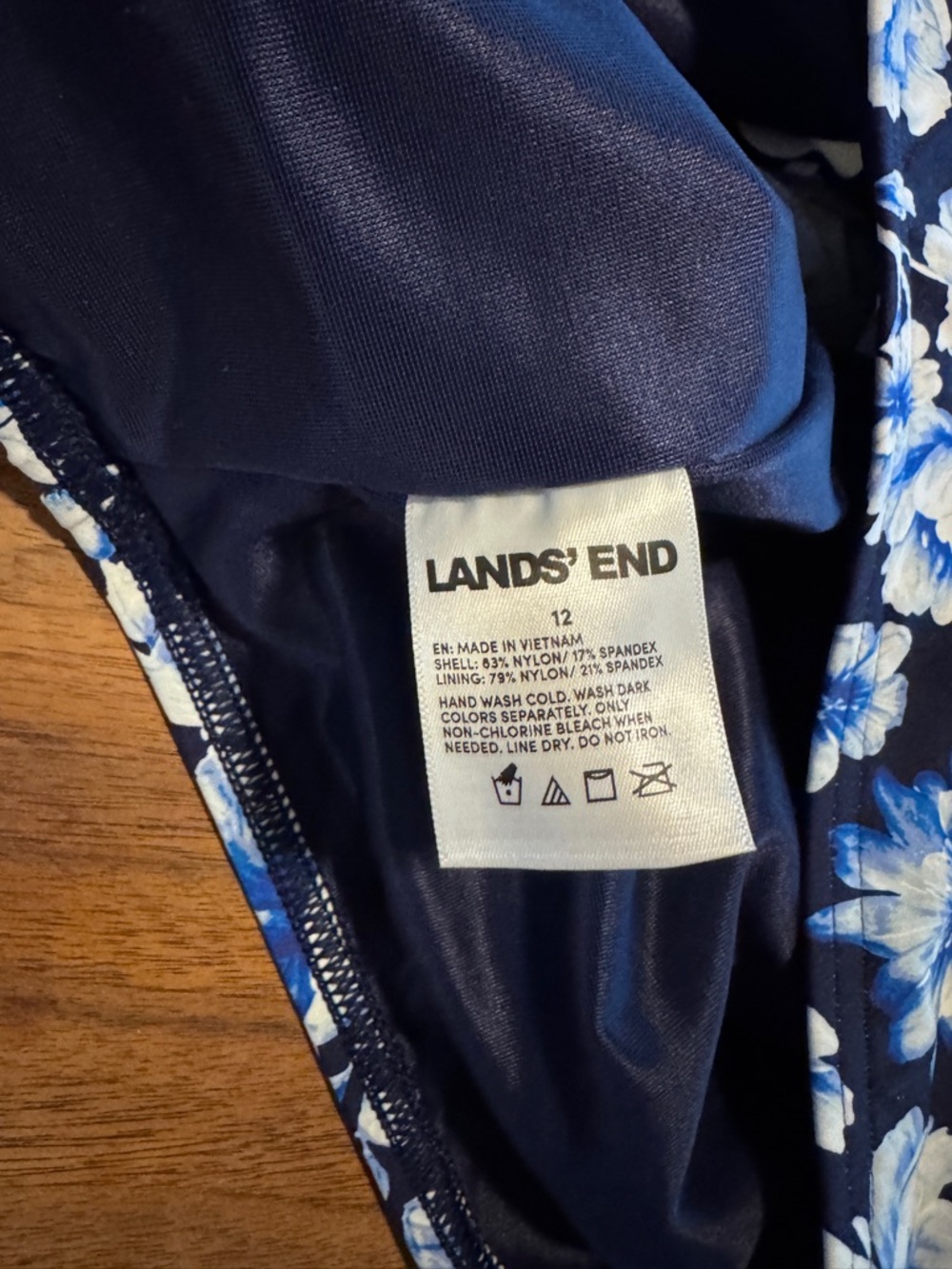 Land’s End Tankini Top with twisted front and matching Swim Skirt NWOT Sz 12 - Picture 5 of 14